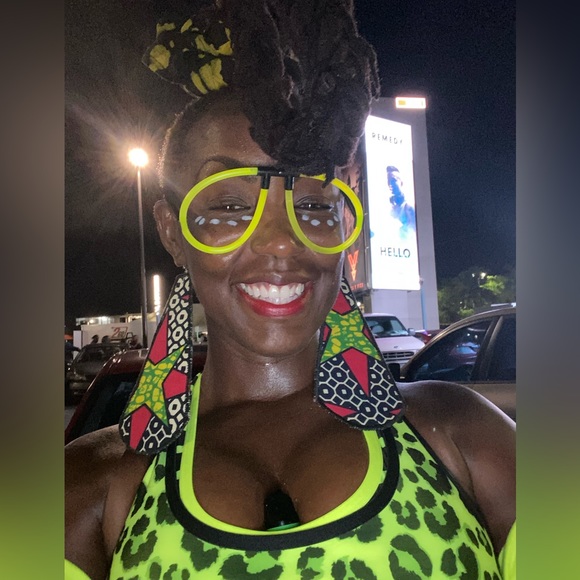 Meet your Posher, Mint - Picture 2 of 4